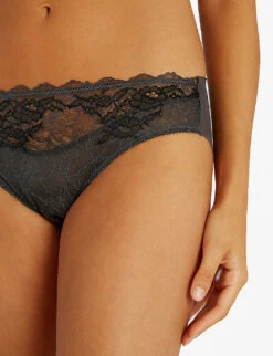 Wacoal Lace Perfection Stretch-lace Mid-rise Briefs 11 Wacoal Lace Perfection Stretch-lace Mid-rise Briefs -Ress Clothing Shop 1055 76029603 WE135005 CHARCOAL ALT03