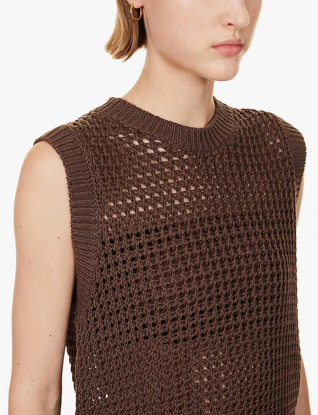 THEORY Textured Sleeveless Cotton Knitted Vest 7 THEORY Textured Sleeveless Cotton Knitted Vest - Image 5